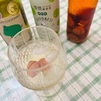可能是顯示的文字是「惜惜 惜惜110# SIO-SIOH EANIN TO OR TIT COCHONNET GILBERT GARLA GAR GOODNESS NESS Me 」的圖像