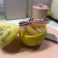 可能是水果和文字的圖像