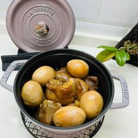 可能是顯示的文字是「 LA COGOTTE अ 」的圖像
