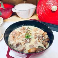 可能是麵、豆腐、香菇和文字的圖像