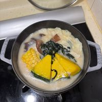 可能是豆腐、粥、水波蛋和文字的圖像