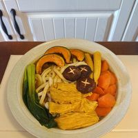 可能是麵、豆腐和文字的圖像