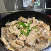 可能是豆腐和顯示的文字是「 อร่อน &สะดวก วก cи የኒግዶዶል 」的圖像