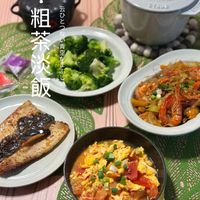 可能是‎豆腐和‎顯示的文字是「 ‎S7A9E 粗雪 U ひ 粗 云 と 茶 ما ١ 茶 な 青 以 火 ١ل か 淡 سب ま L 飯‎」‎‎ 的圖像