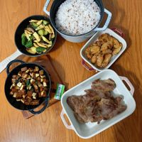可能是豆腐和炒飯的圖像