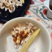 可能是拉麵和粥的圖像