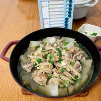可能是豆腐、火鍋和文字的圖像
