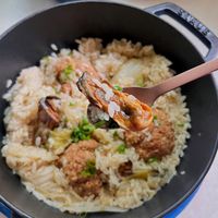 可能是炒飯、西班牙大鍋飯和粥的圖像