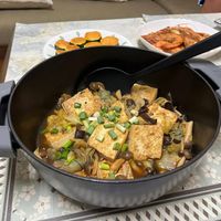 可能是火鍋、豆腐和文字的圖像