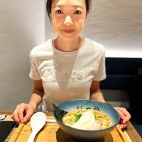 可能是水波蛋、火鍋、拉麵、粥和麵的圖像