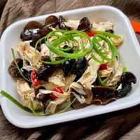 可能是豆腐、香菇和文字的圖像