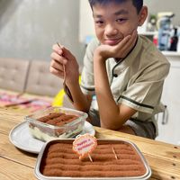 可能是戚風蛋糕和文字的圖像