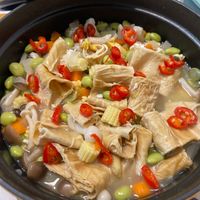 可能是香菇和豆腐的圖像