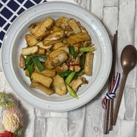 可能是義大利麵和豆腐的圖像