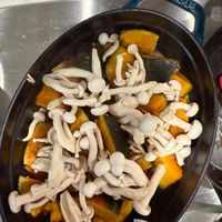 可能是豆腐和香菇的圖像
