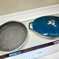 可能是鬆餅機和文字的圖像