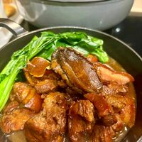 可能是燉小牛膝和香菇的圖像