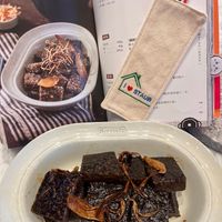 可能是豆腐、香菇和文字的圖像