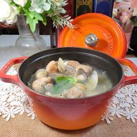 可能是香菇、火鍋和文字的圖像