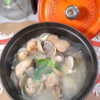 可能是火鍋、香菇、粥和文字的圖像