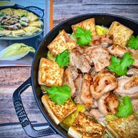可能是豆腐、麵和文字的圖像