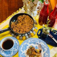 可能是顯示的文字是「 STAUB TAUB STAUB STAUB 」的圖像