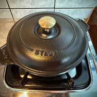 可能是鬆餅機和文字的圖像