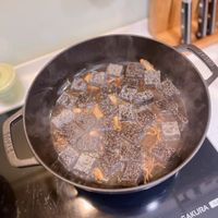 可能是豆腐和香菇的圖像