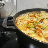可能是粥和西班牙大鍋飯的圖像