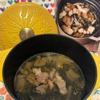 可能是豆腐、火鍋、粥和文字的圖像
