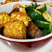 可能是香菇和豆腐的圖像