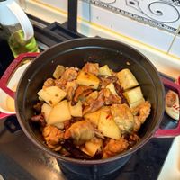 可能是燉小牛膝和豆腐的圖像
