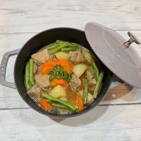可能是燉小牛膝的圖像
