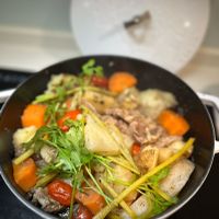 可能是燉小牛膝的圖像