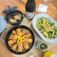 可能是豆腐、炸丸子和文字的圖像
