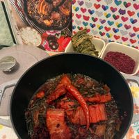 可能是肉排和文字的圖像