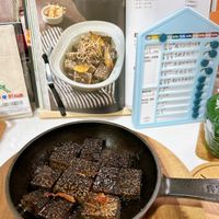 可能是豆腐、香菇和文字的圖像