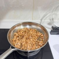 可能是印度香料飯和義大利麵的圖像