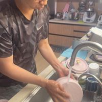 可能是熨斗和泡茶器的圖像