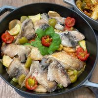 可能是鯷魚的圖像