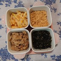可能是豆腐和鯷魚的圖像