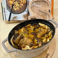 可能是香菇、豆腐、火鍋和文字的圖像