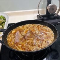 可能是麵和火鍋的圖像