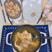 可能是拉麵、豆腐和文字的圖像
