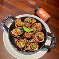 可能是‎顯示的文字是「‎爆粉 無転 E SPICES Ha d دست 粉 ናን‎ 」‎的圖像