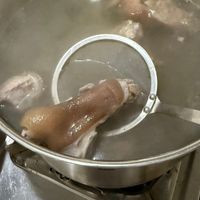 可能是燉小牛膝的圖像