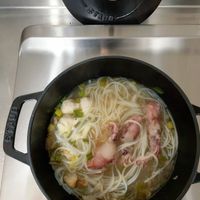 可能是拉麵和麵的圖像