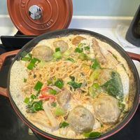 可能是麵和拉麵的圖像