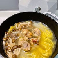 可能是豆腐、拉麵和香菇的圖像