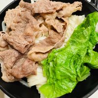 可能是麵和火鍋的圖像